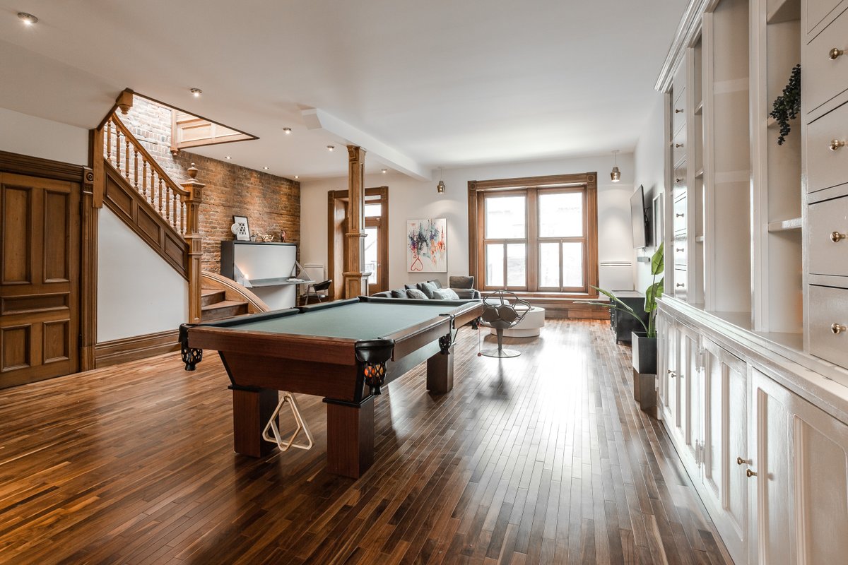 Luxury Townhouse on St-Denis – heart of downtown