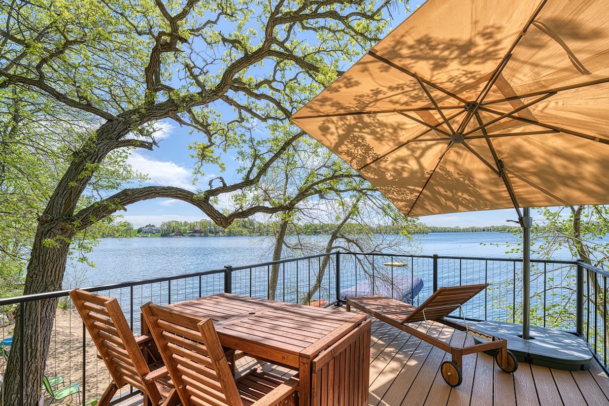 NEW! Maple Lake Retreat – All Season gallery image 4