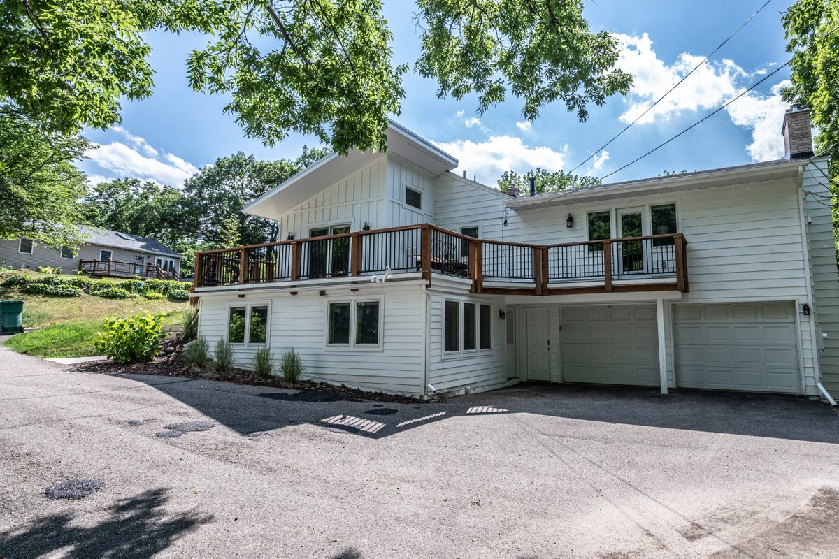 The Spacious Minnetonka 5BR Retreat Cable Lux Life