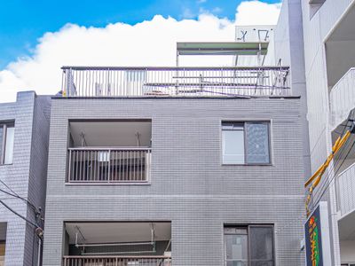 上野駅から徒歩圏、東上野6丁目、五階建て一棟貸切可、階数人数柔軟に対応、上野公園、浅草間近、生活至便