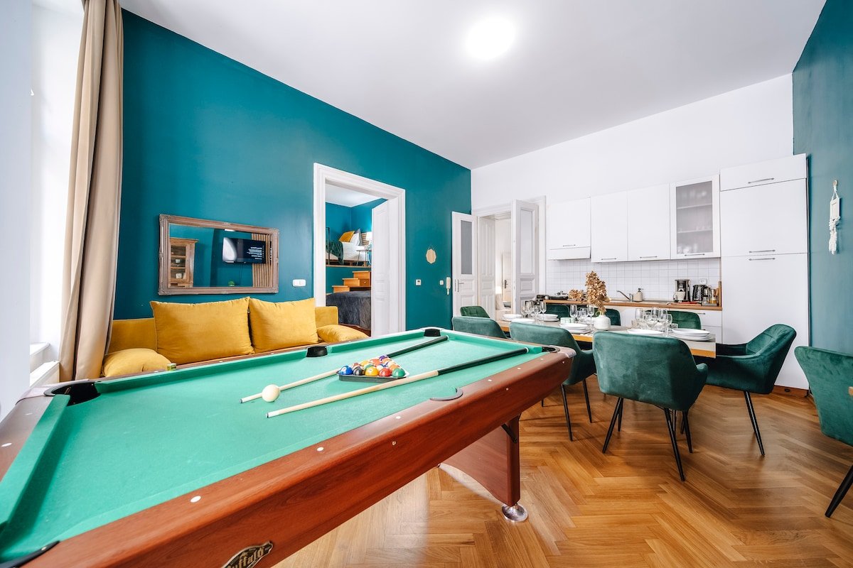 Billiard Haven in the Heart of Prague Group Stay gallery image 2