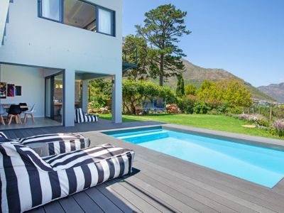 Stunning Modern Mansion in Hout Bay