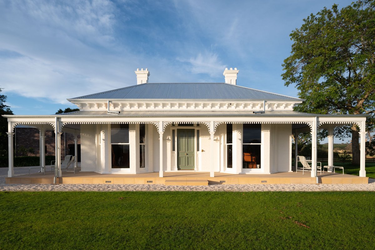 Newly Restored Luxury Farm House Northern Tasmania