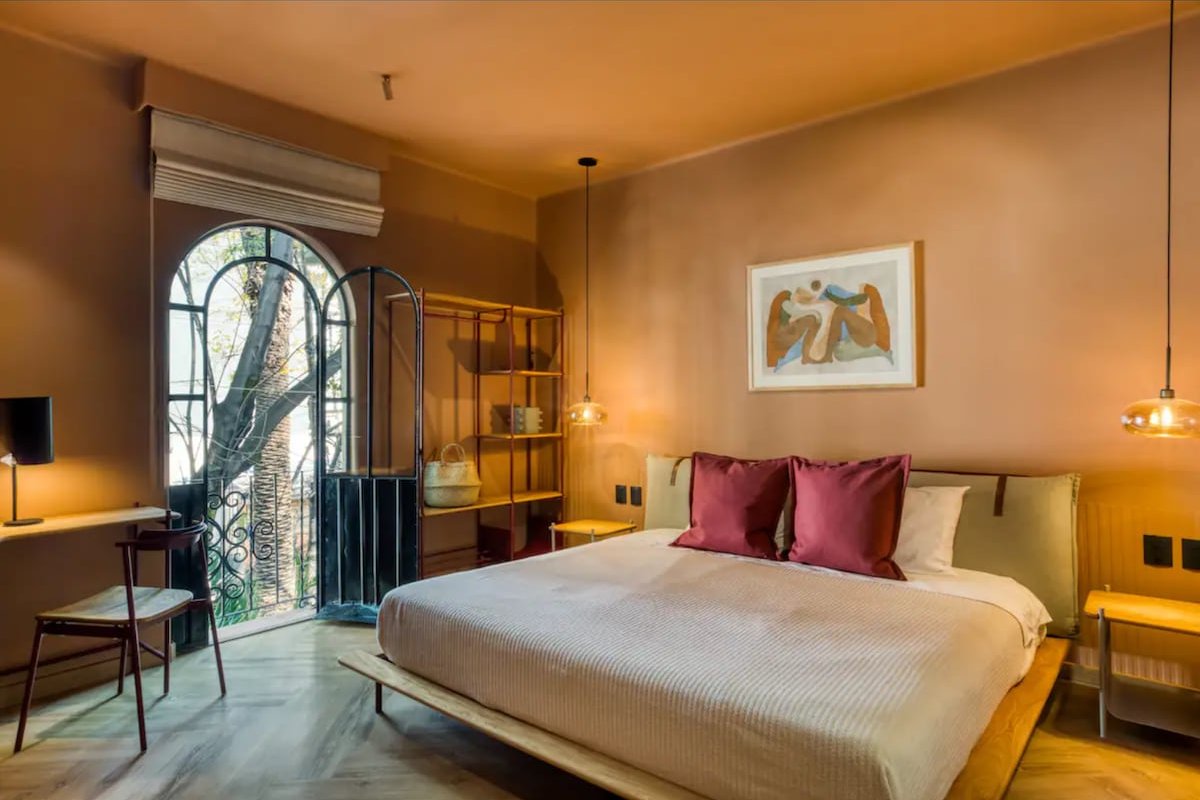 Iconic Art Deco Gem | 4 Suites & Rooftop | Condesa gallery image 5