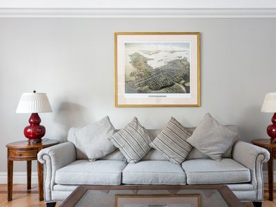 Pelham Court 3BR • Heart of Historic Newport