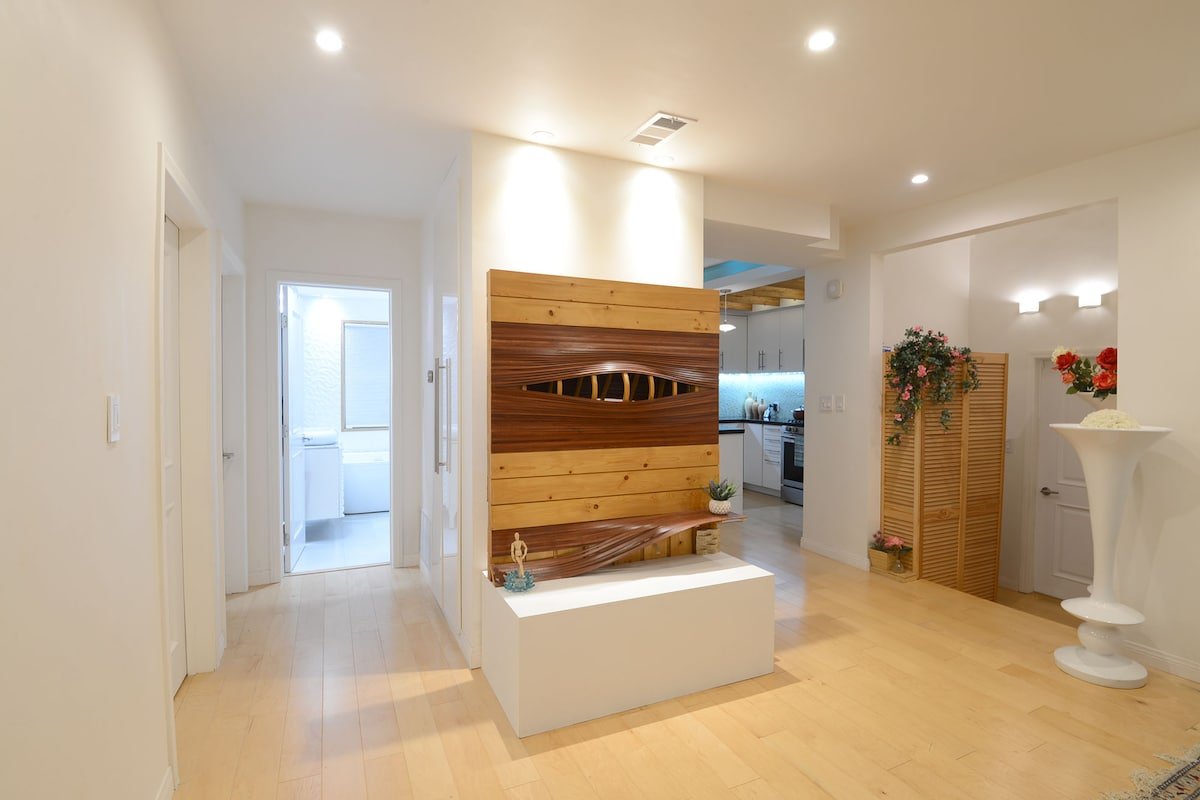 LUXURY HOUSE+POOL in West LA/Santa Monica gallery image 5