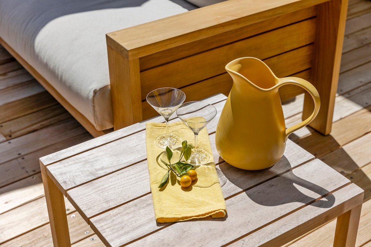 Coastal Cool – Pool & Tennis Court gallery image 4