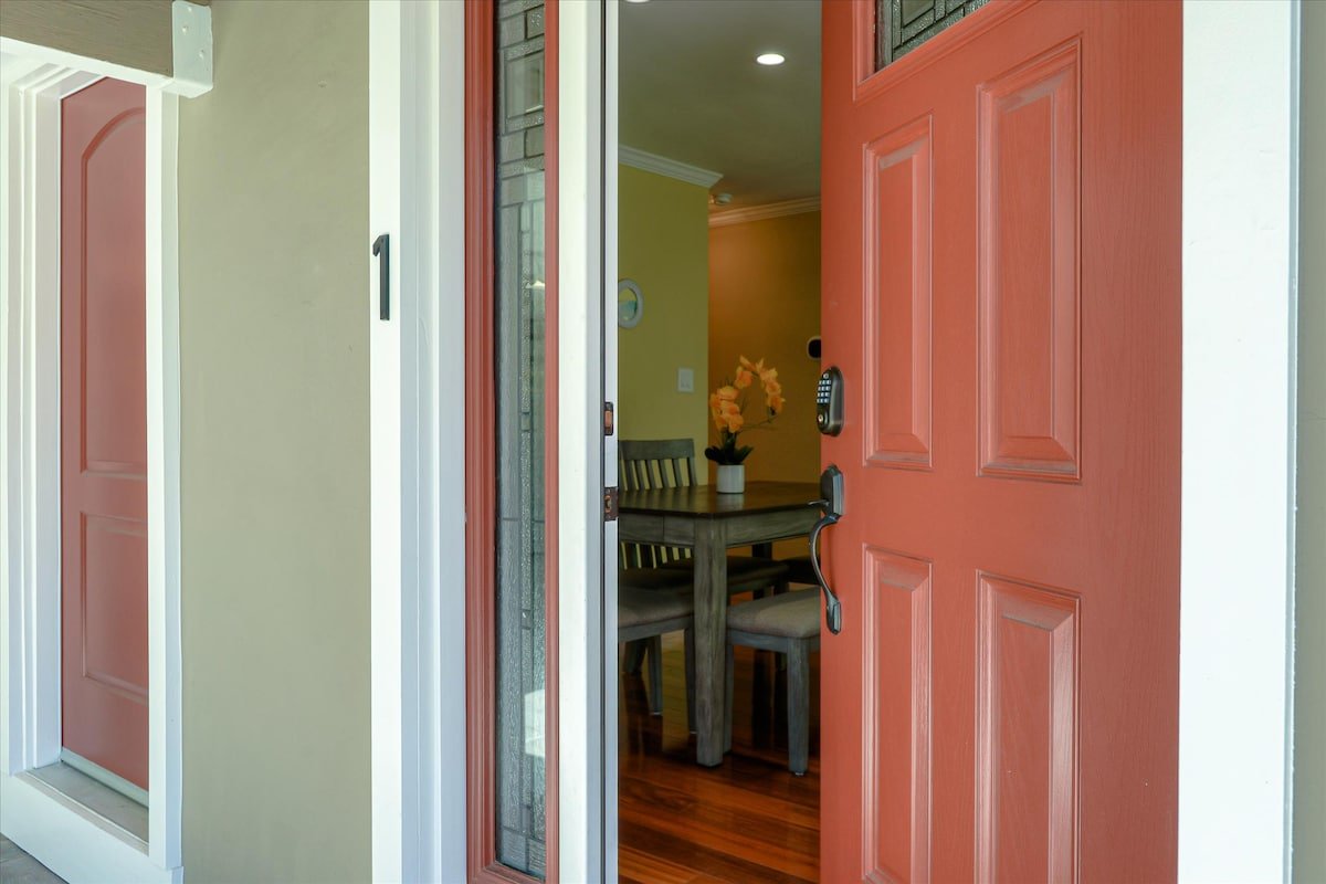 1) Entire House/ADU near Downtown Mountain View gallery image 3