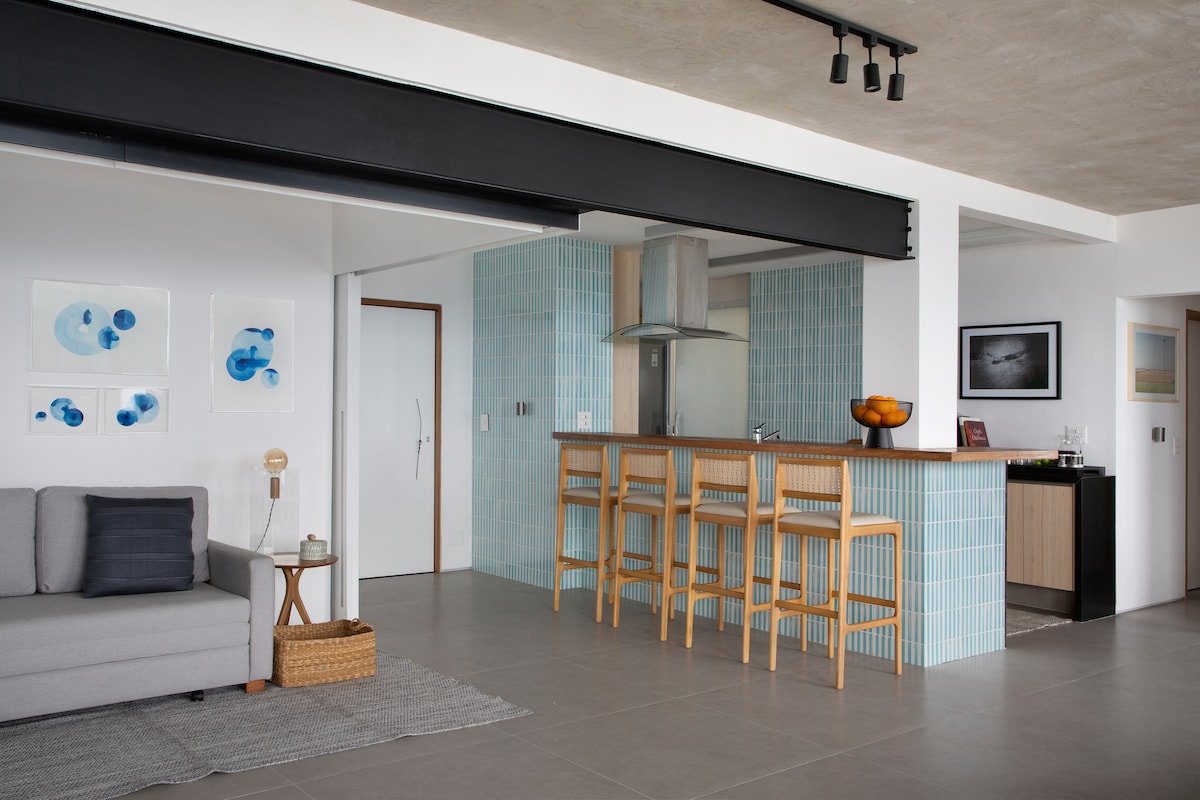 Ocean-Front 3-bedroom Apartment in Leme 036 gallery image 5