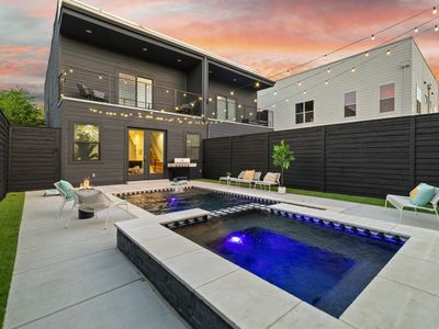 Heated Pool + Spa + Located in Heart of Dallas!