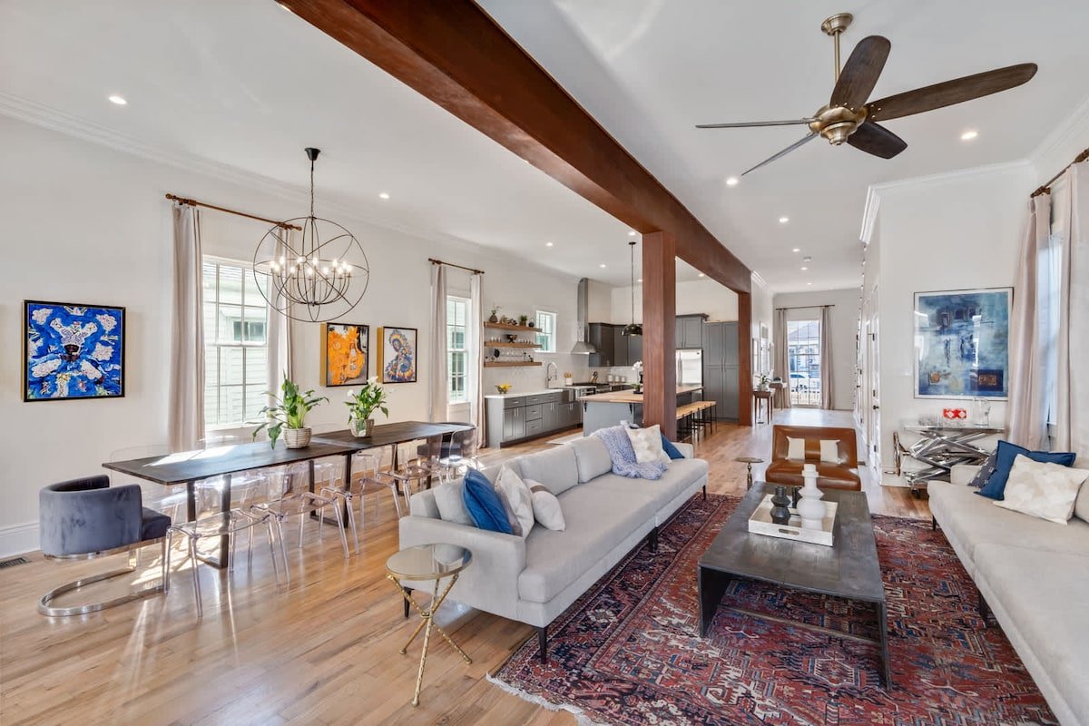 Gorgeous Upscale Home with Pool | Garden District gallery image 5