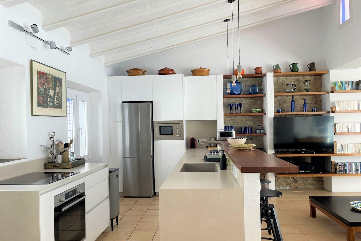 palau – great townhouse with fantastic sea views gallery image 4