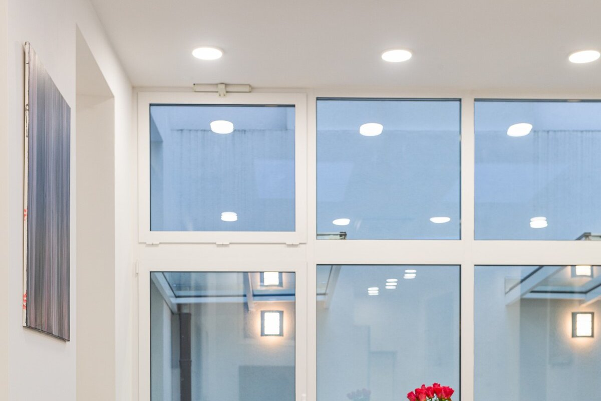 Spacious apartment with patio gallery image 3