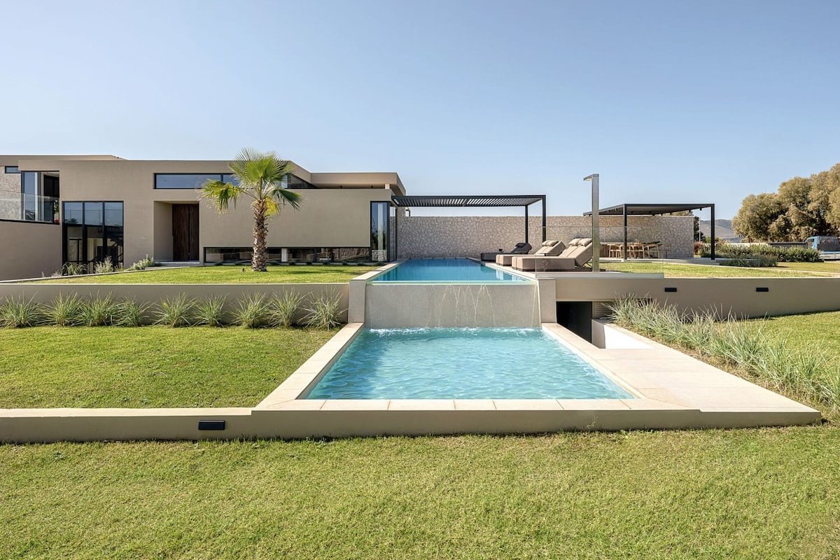 Pnoe Seafront Experience | Villa Etheras