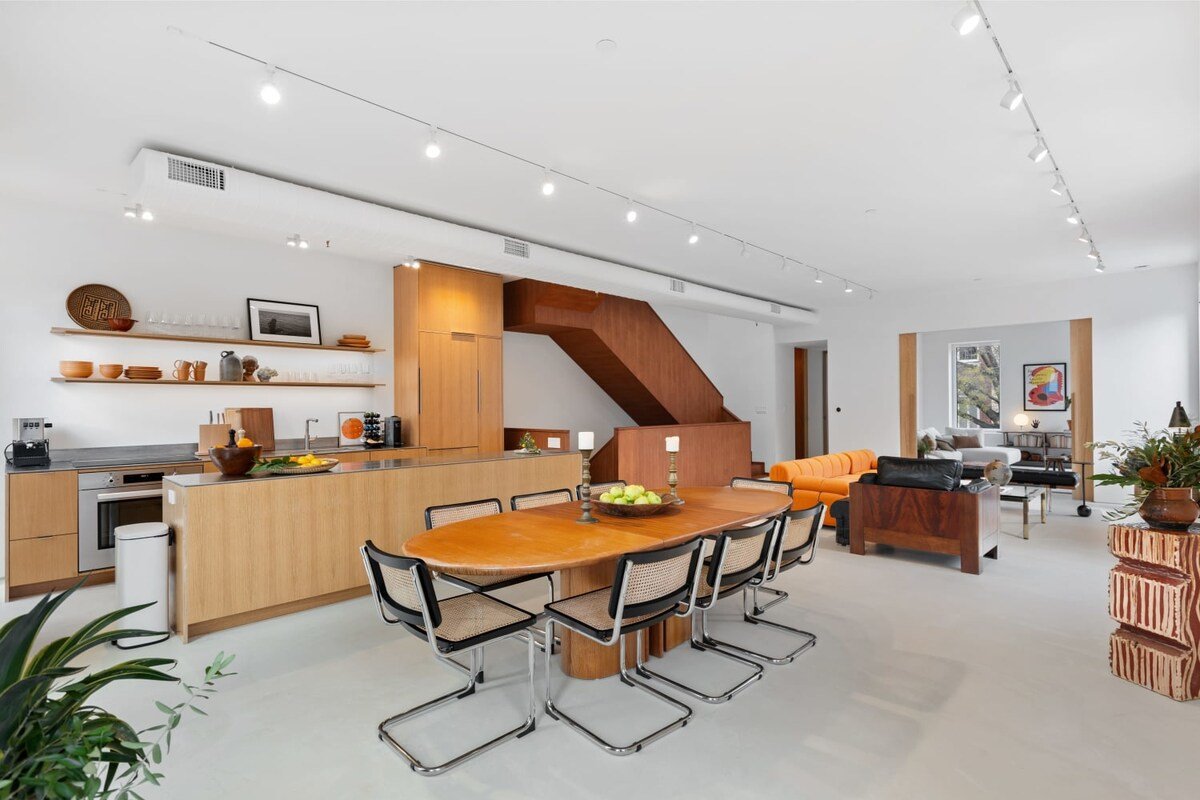 RoveTravel | Noorman | 4BR Greenpoint Duplex gallery image 4