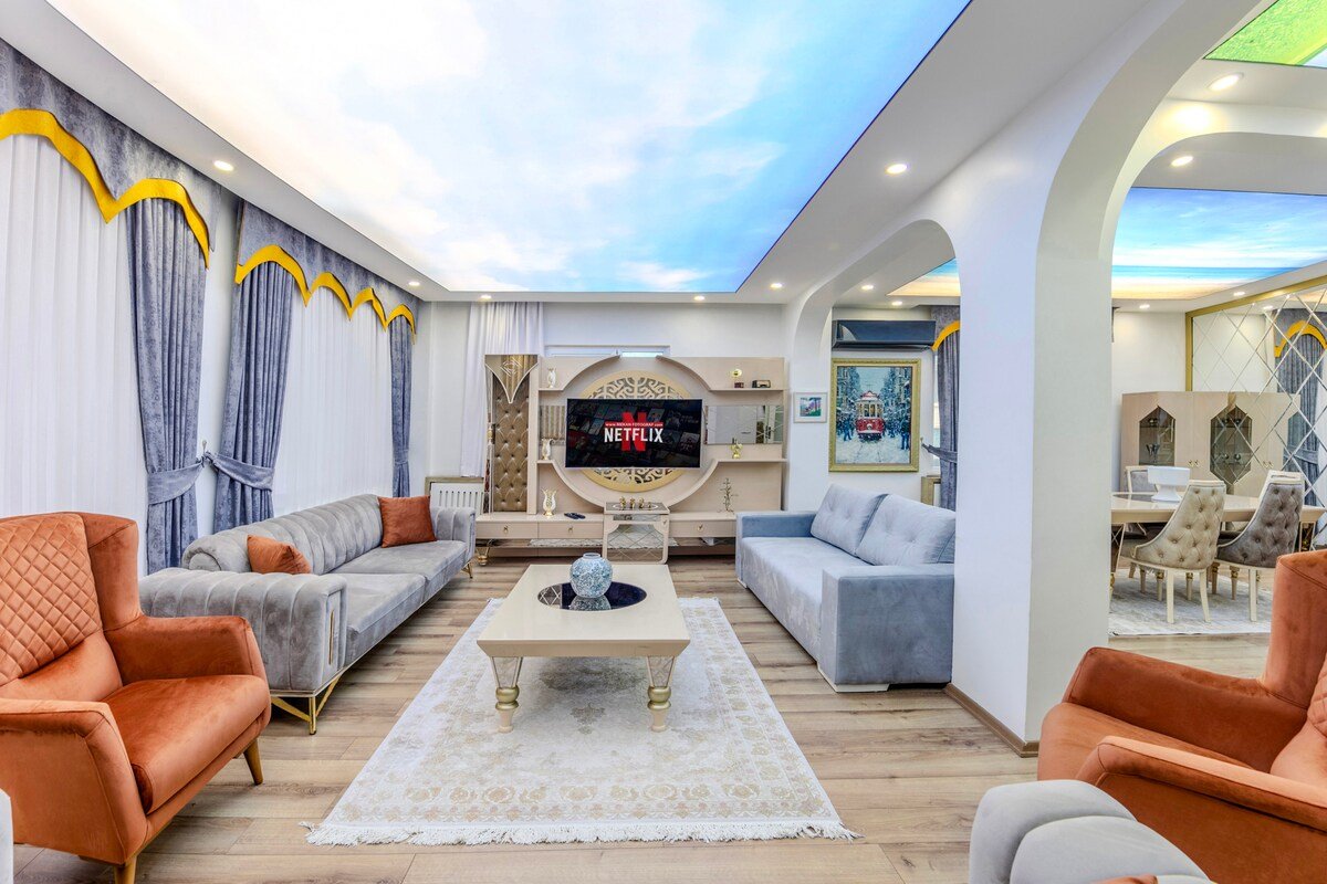 Modern 4 room/Family Suite on Main Street in Şişli gallery image 2