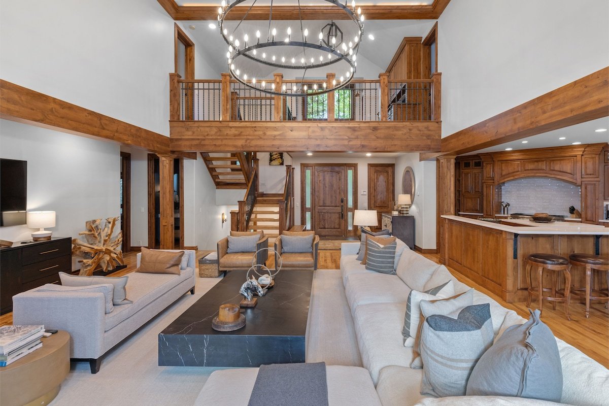 Aspen Grove by Cuvée | Mountain Village Telluride gallery image 3