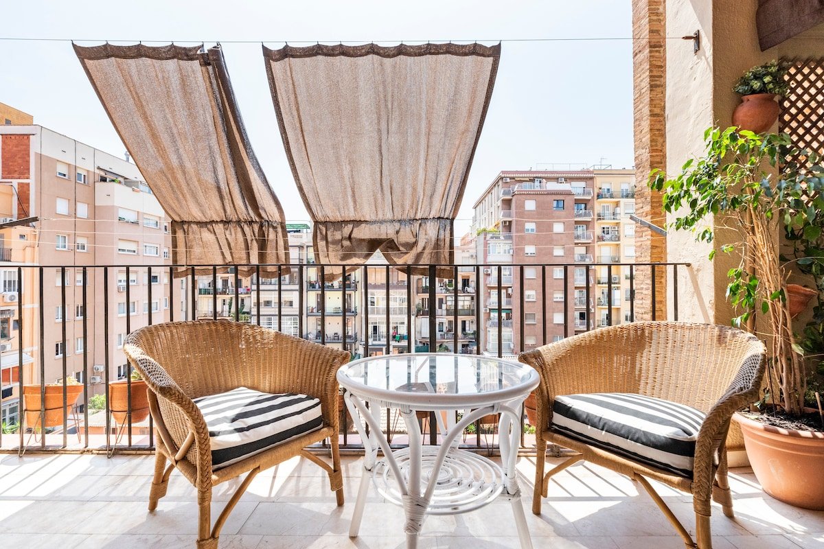 big loft in the heart of Barcelona gallery image 2