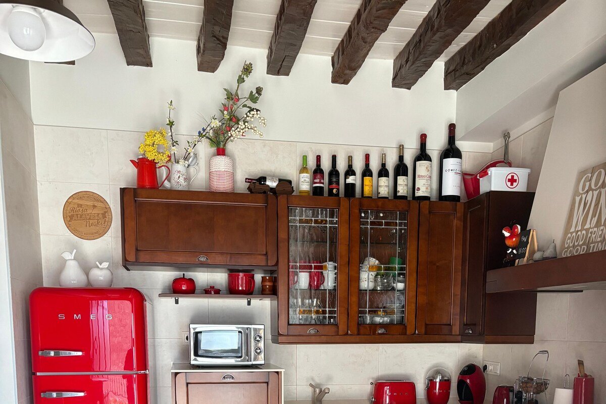 Mercedes Etxea gallery image 4