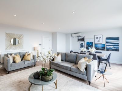 Beautiful 4BD Duplex Apartment nr. Kensignton with