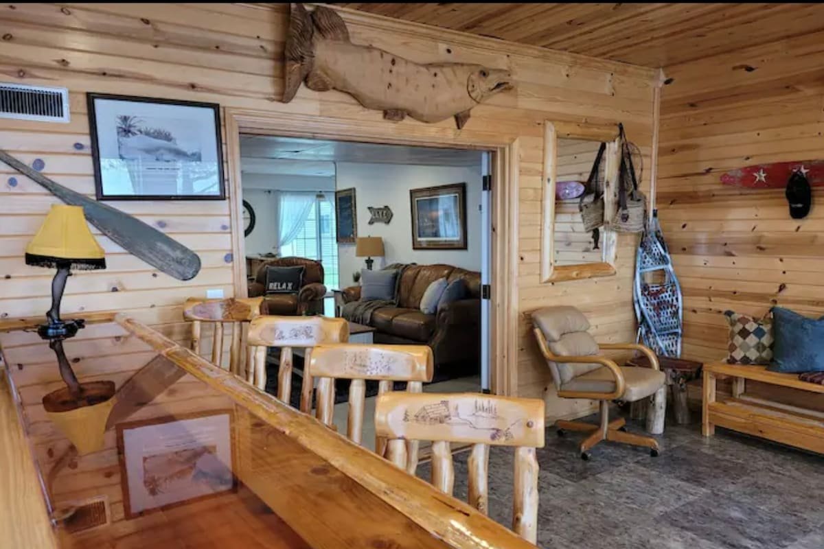 Sunset Retreat gallery image 5