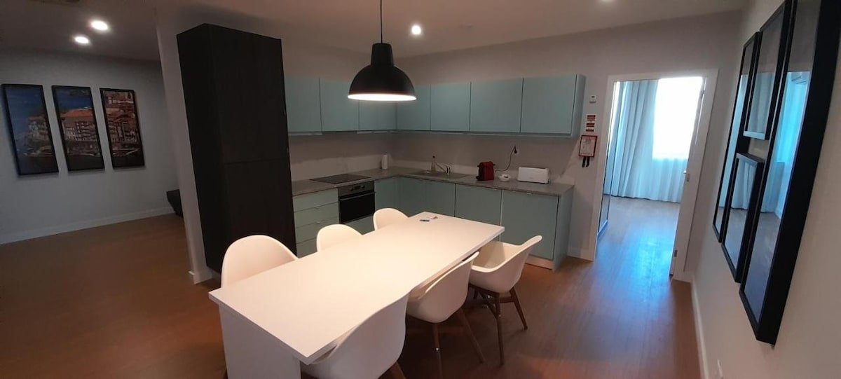 NEW! Galé 504 Apartment (Wi-Fi, Parking) gallery image 3