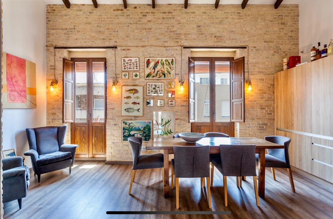 2-BR TOP FLOOR APT. IN TRENDY RUZAFA! AC+WiFi gallery image 2