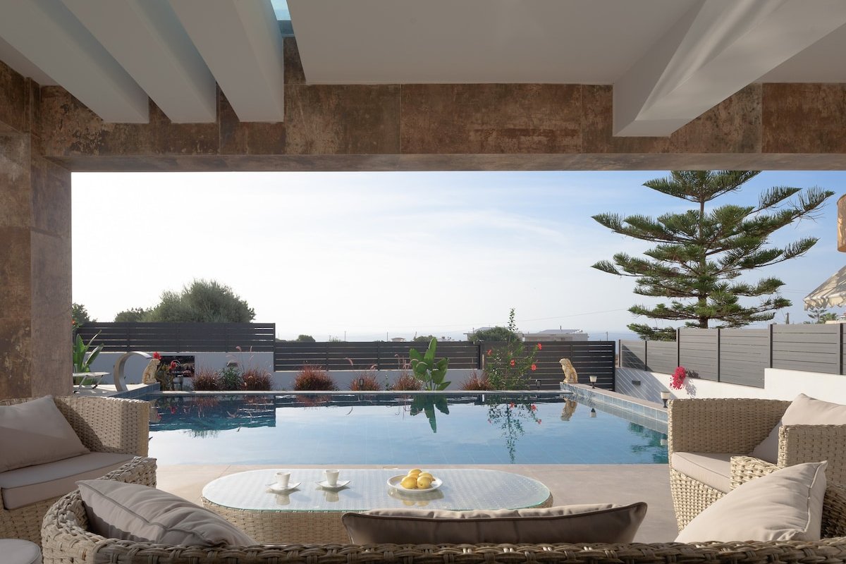 Marianna Villa, a luxury hideaway by the sea gallery image 3