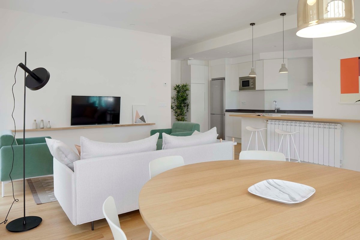 Belle Sebastian by FeelFree Rentals gallery image 5