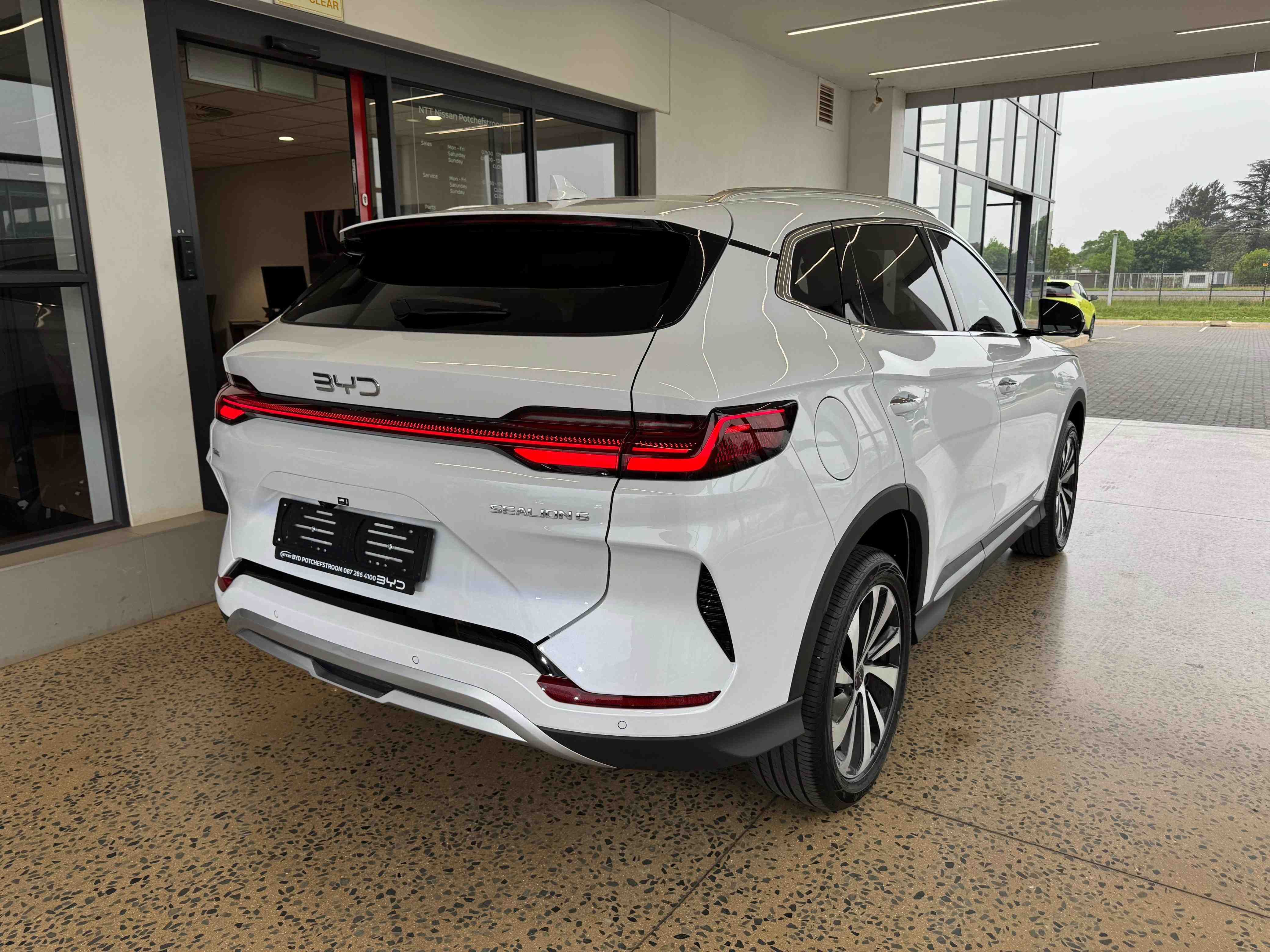 Used car gallery