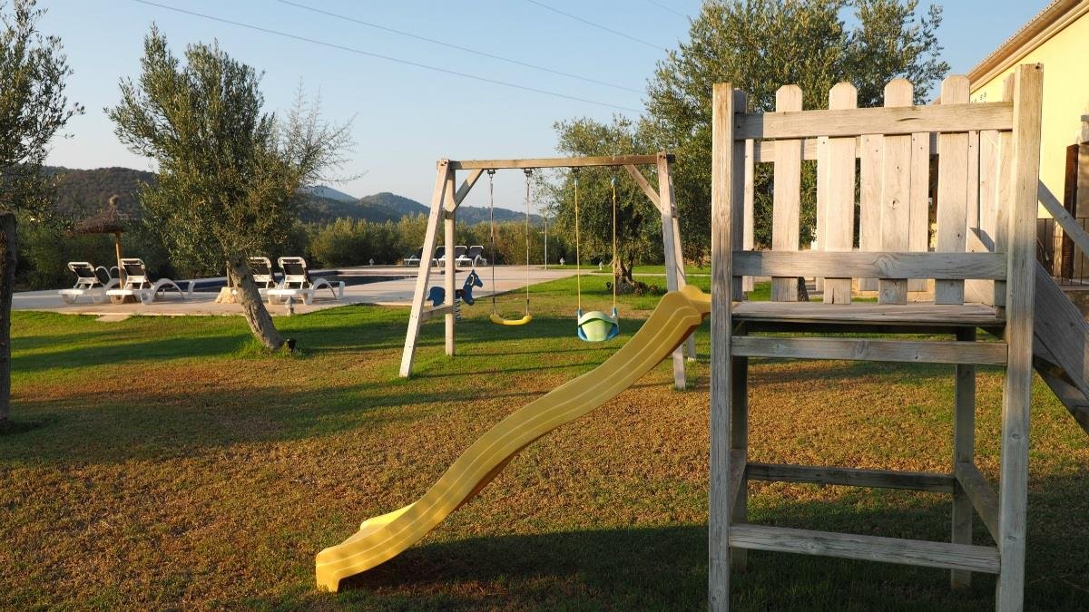 Modern Finca, secluded location, 15min to beaches gallery image 3