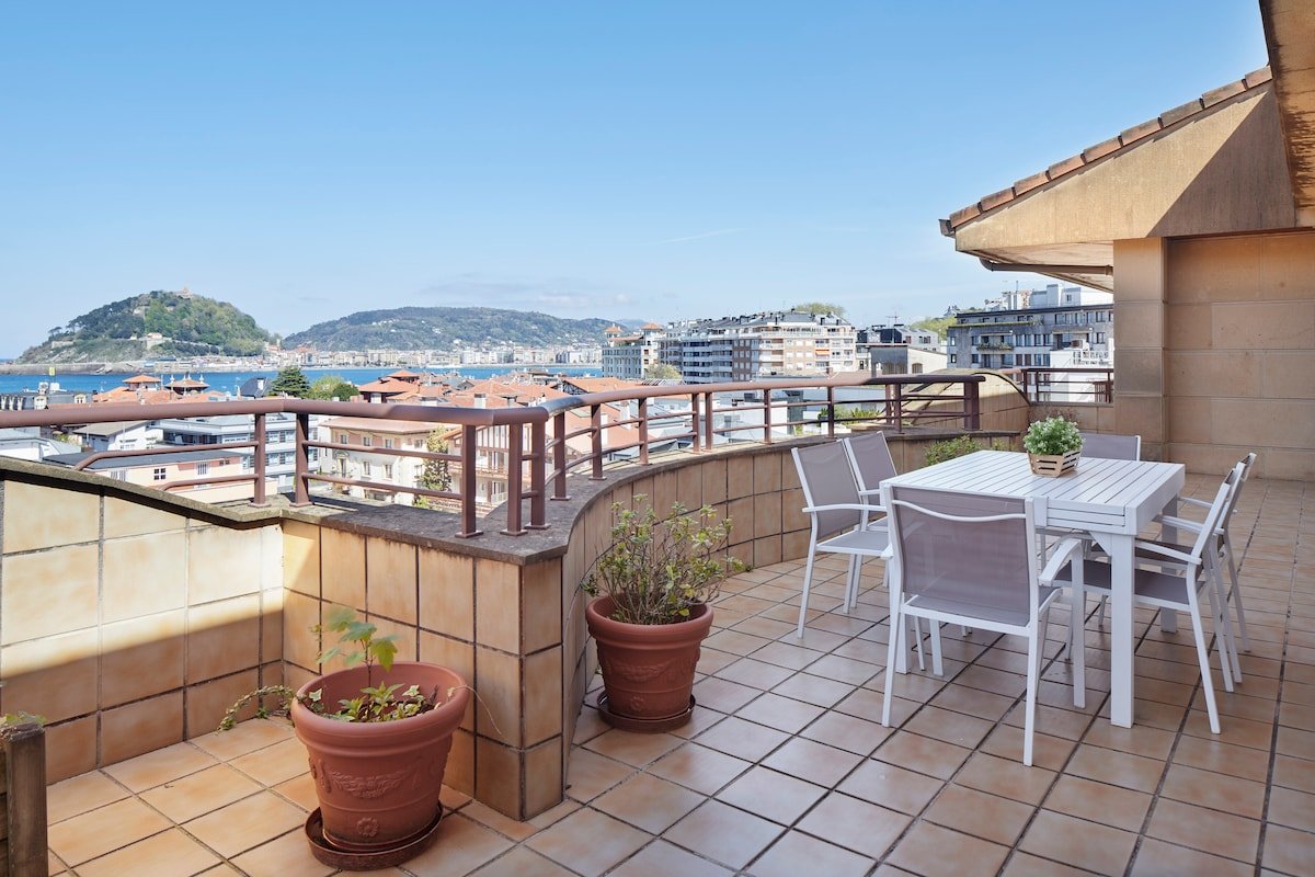 En playa, con terraza y parking gallery image 2