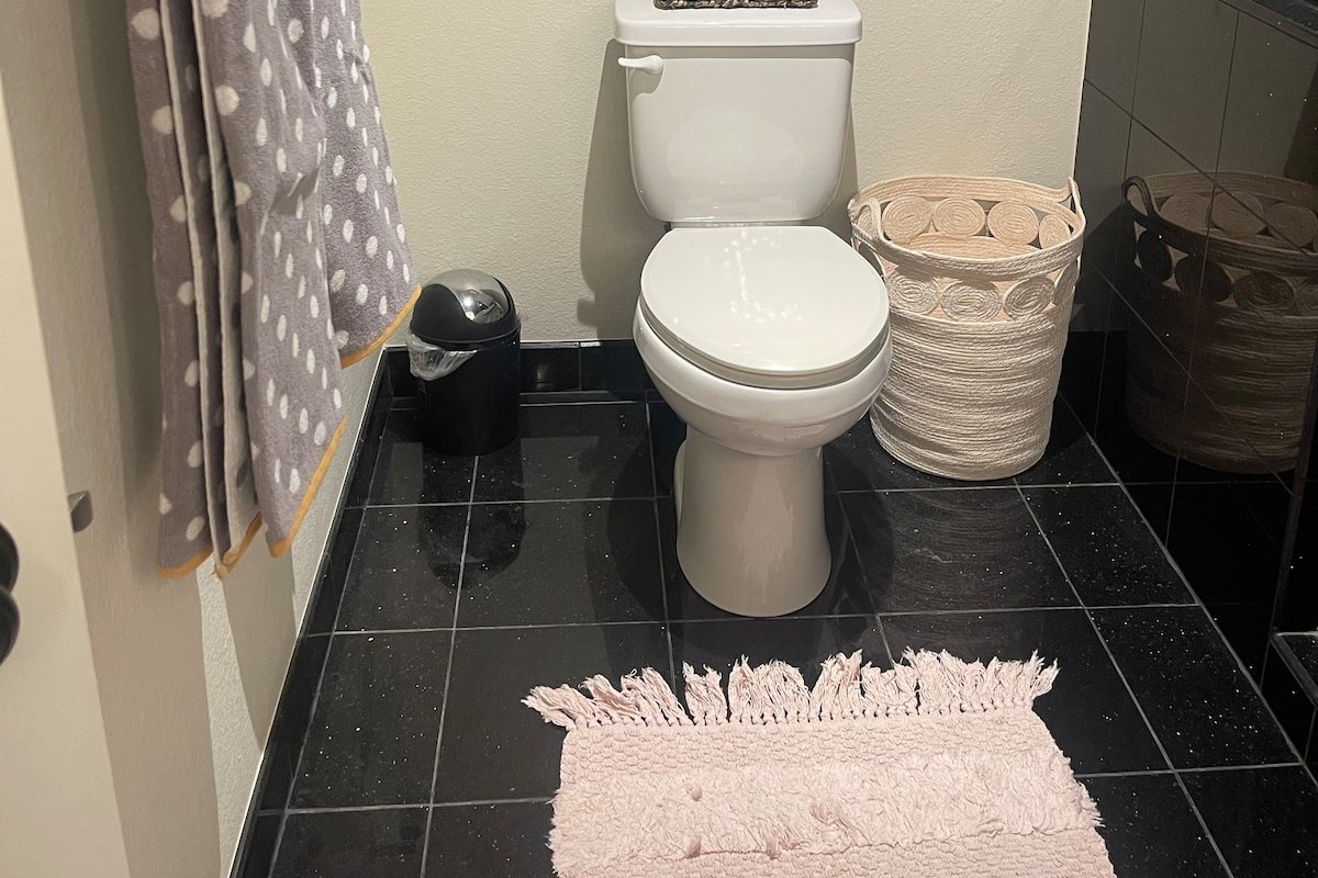 Luxury Condo with Mountain Views gallery image 5