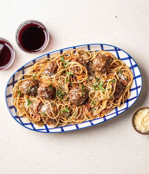 Photo of Creamy Paprika Beef Meatball Spaghetti