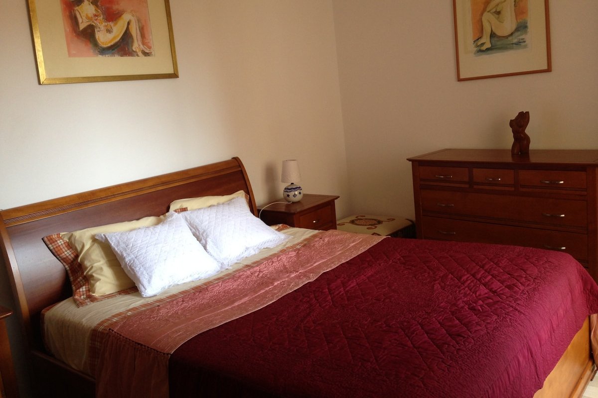 2 Rooms 5 P, Historical Site, Lisbon, Air Condit. gallery image 2