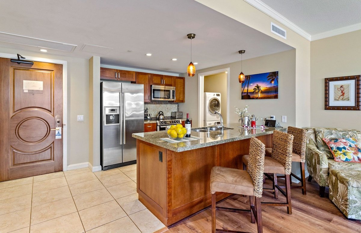 Maui Resort Rentals: Honua Kai gallery image 5