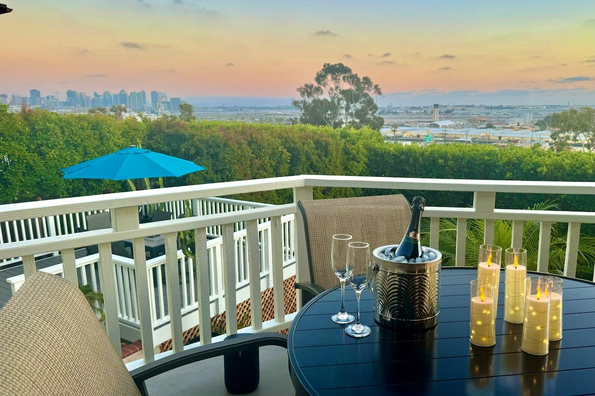 Gorgeous City & Bay Views! | Minutes to Downtown gallery image 2