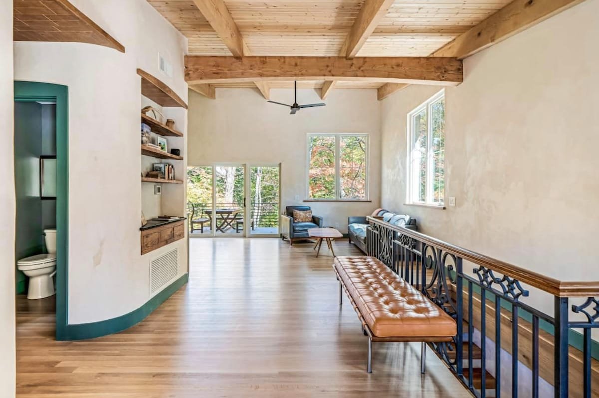 Stone Perch Getaway NW Nashville gallery image 2