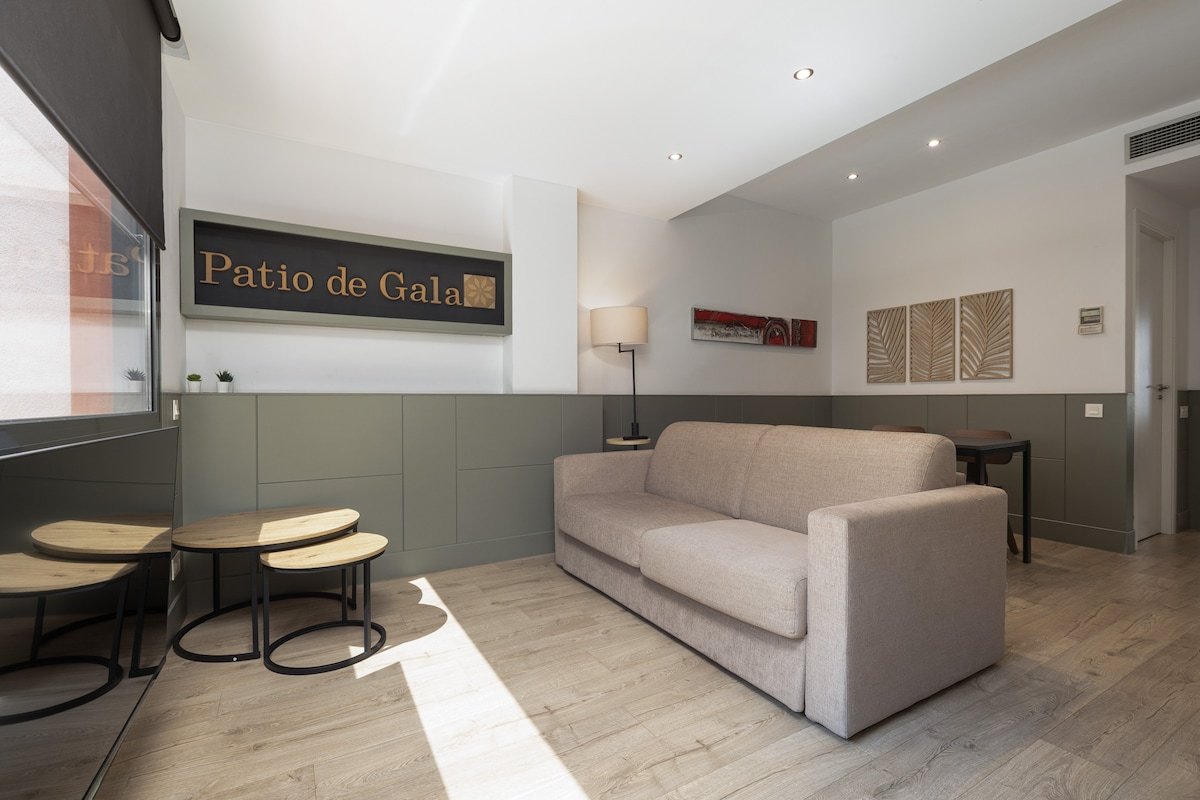 Duplex Apartment in Gracia by EnjoyBCN gallery image 3