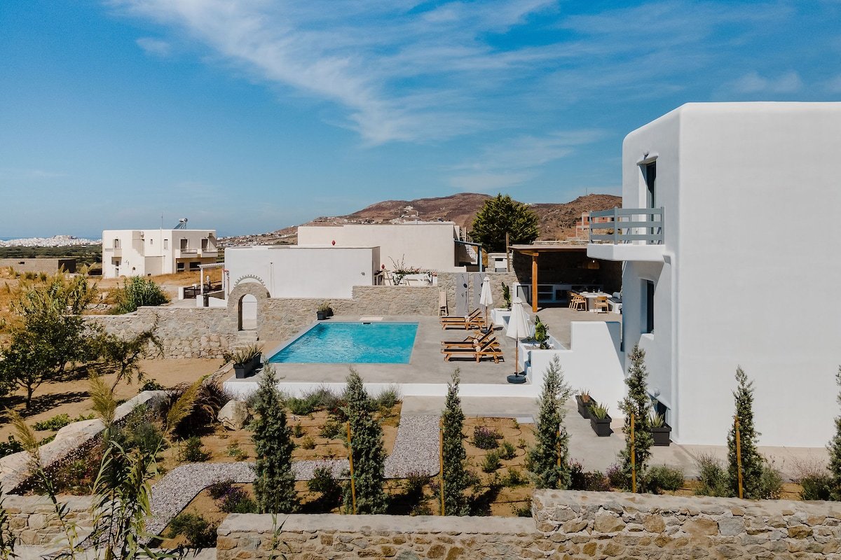 Serenity Sunset Villa, Glinado Naxos, by NaxosVibe gallery image 4