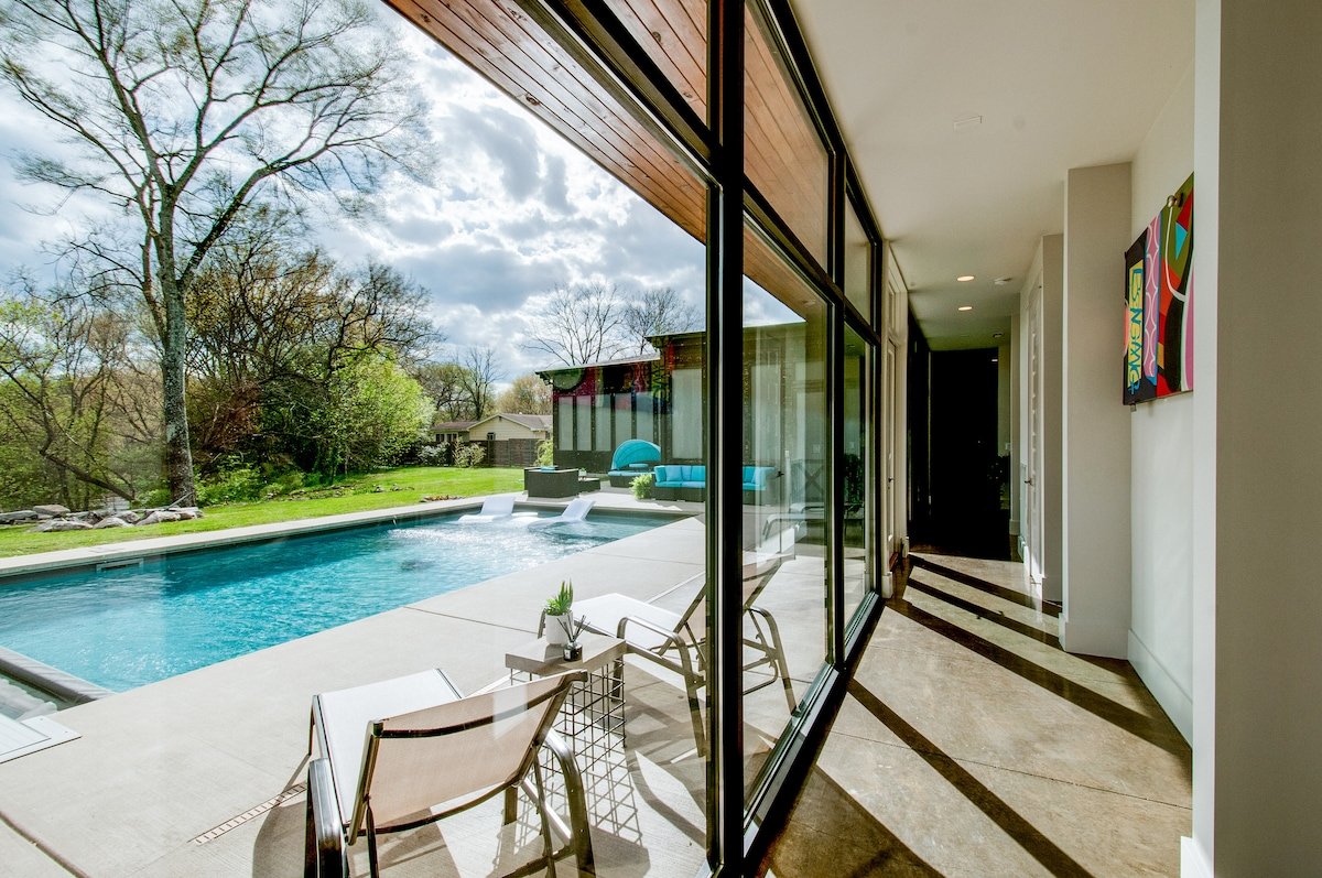 Unique Modern Ranch w/ Pool, Hot Tub, Fireplace gallery image 3