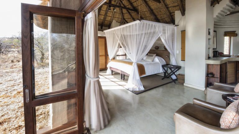 Impodimo Game Lodge Luxury Suite