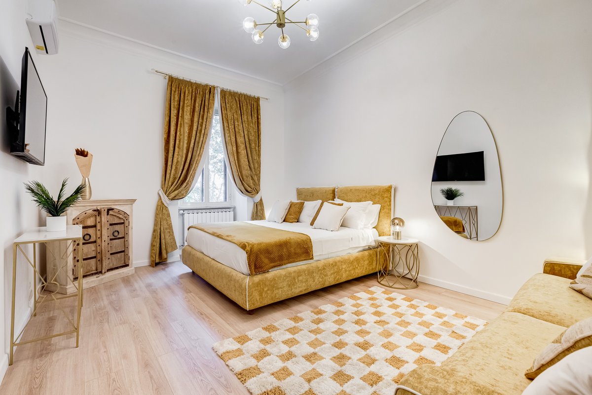 NEW Vatican BIG apartment for 10 – RDH