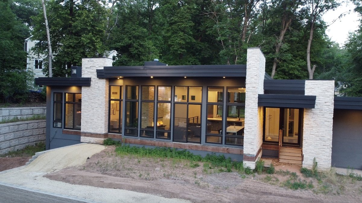 Modern River Getaway- with pool & hot tub! gallery image 2