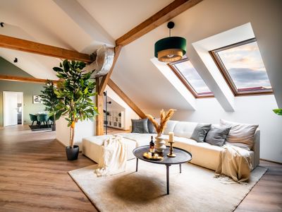 6BR Castle V!EWS A/C luxury Dolce Vita apartment