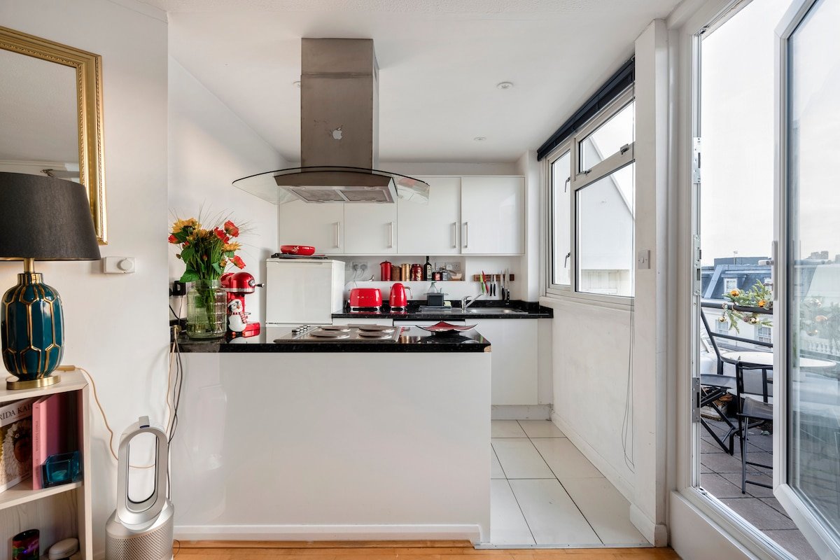 Family Rooftop Apartment gallery image 4