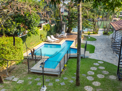 Refugio da ilha: 7quartos, piscina e churrasqueira