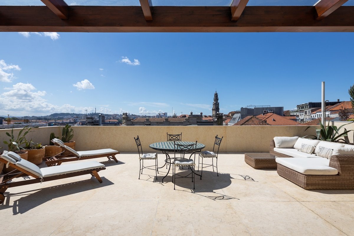 Best rooftop in Porto! gallery image 2