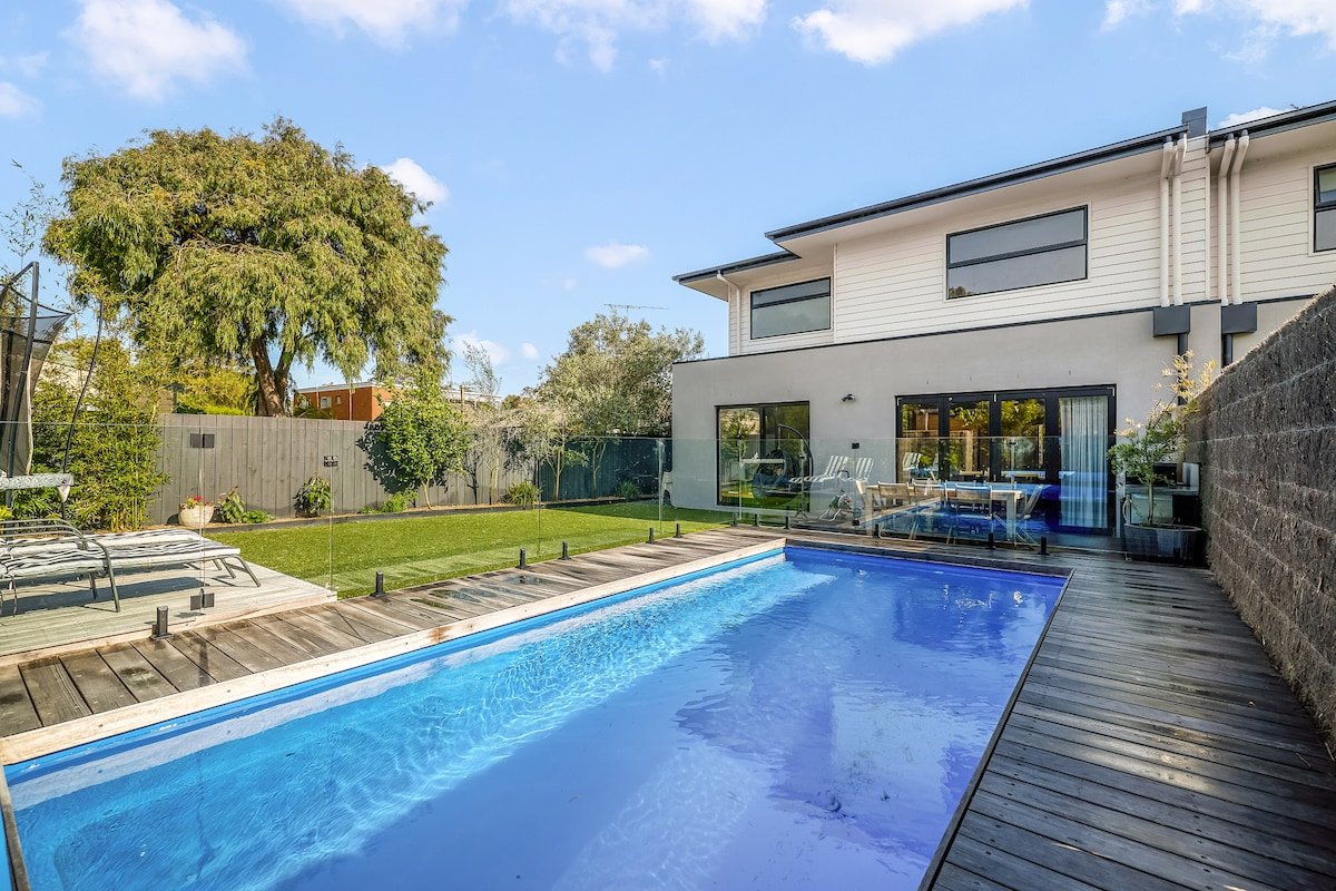 Barwon River retreat gallery image 2