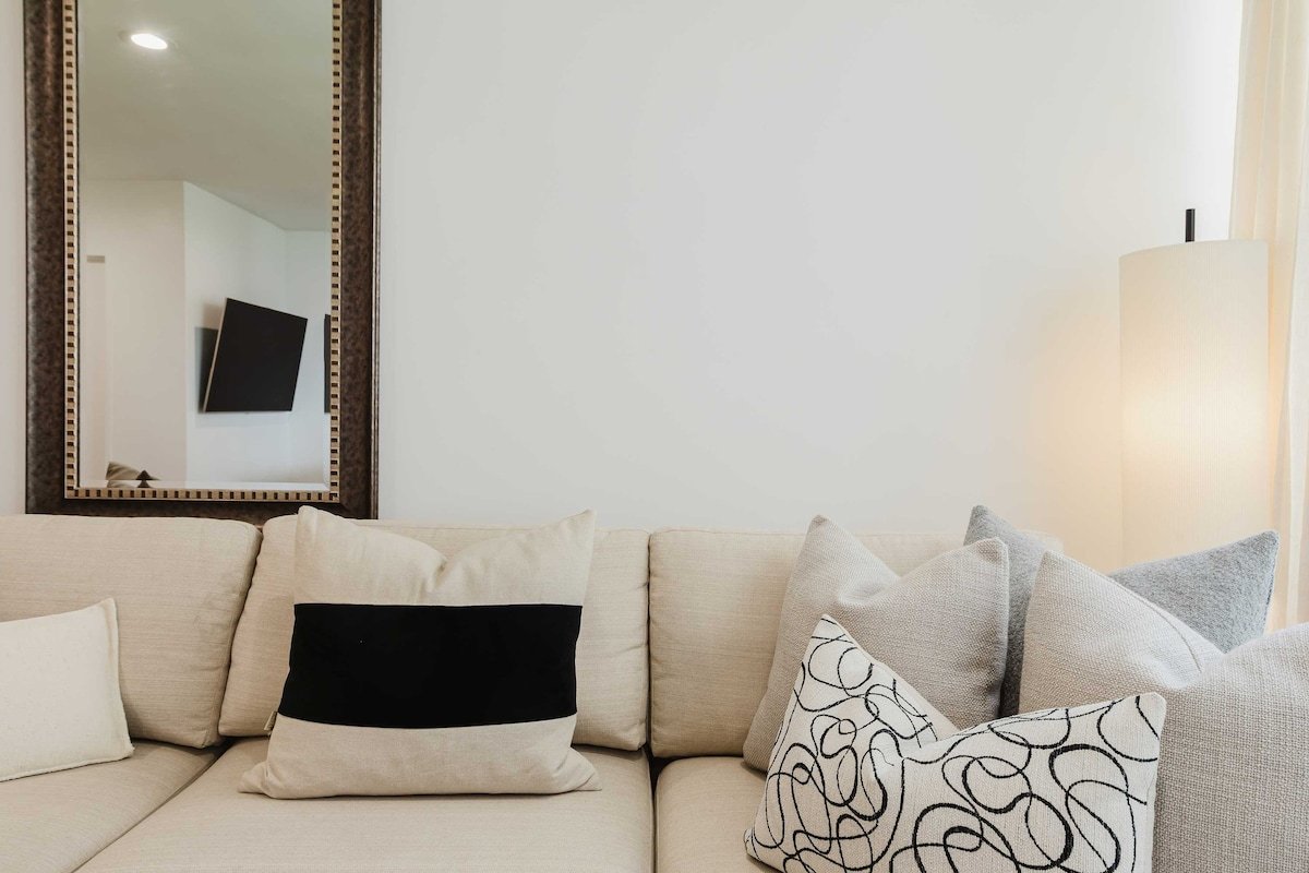 The Diplomat #3 – Boutique Designer Home gallery image 3